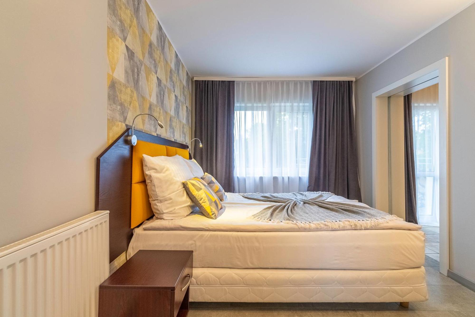 Apartamenty Amber レバル エクステリア 写真