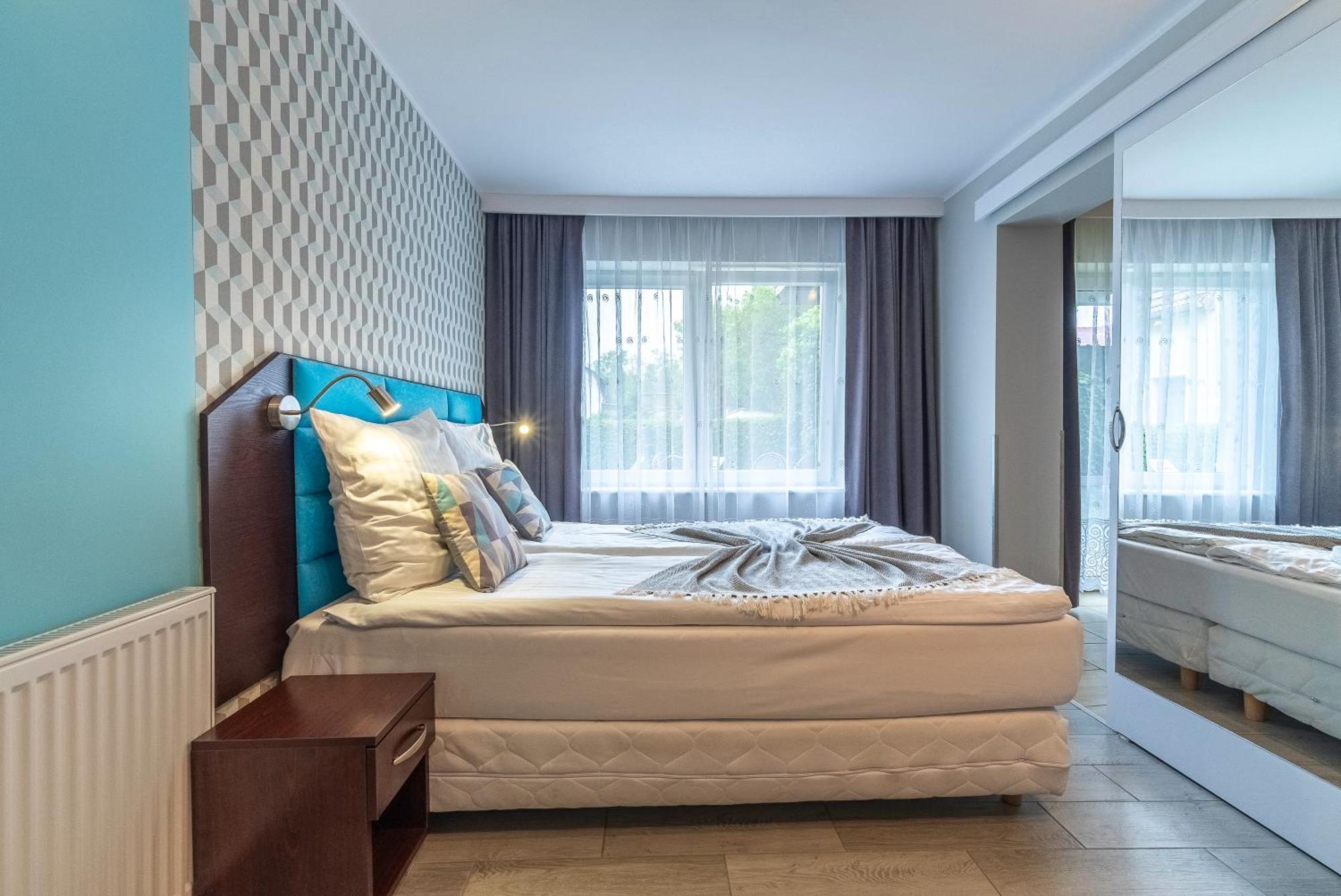 Apartamenty Amber レバル エクステリア 写真