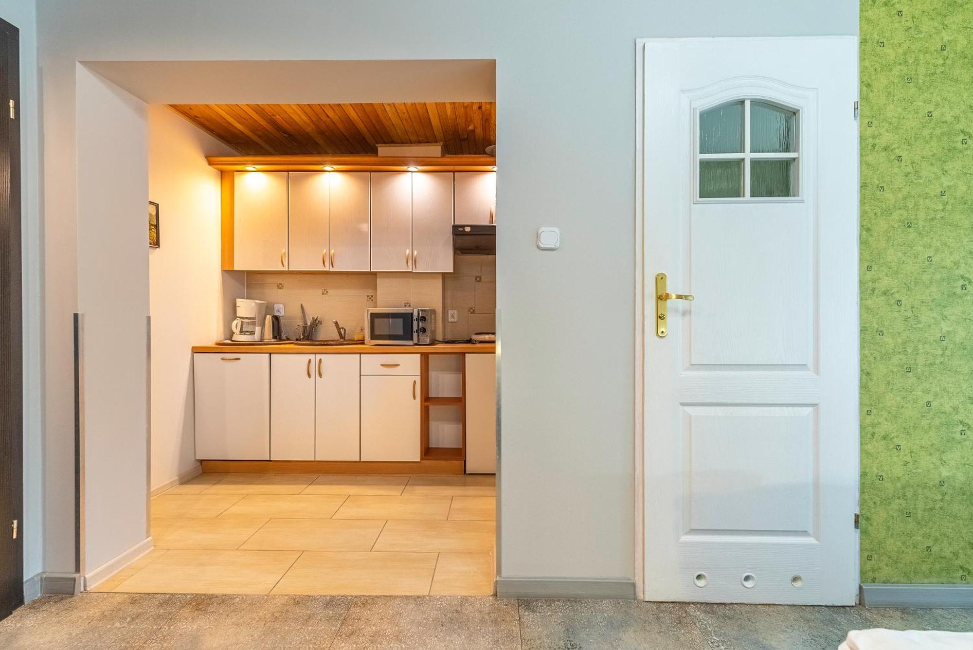 Apartamenty Amber レバル エクステリア 写真