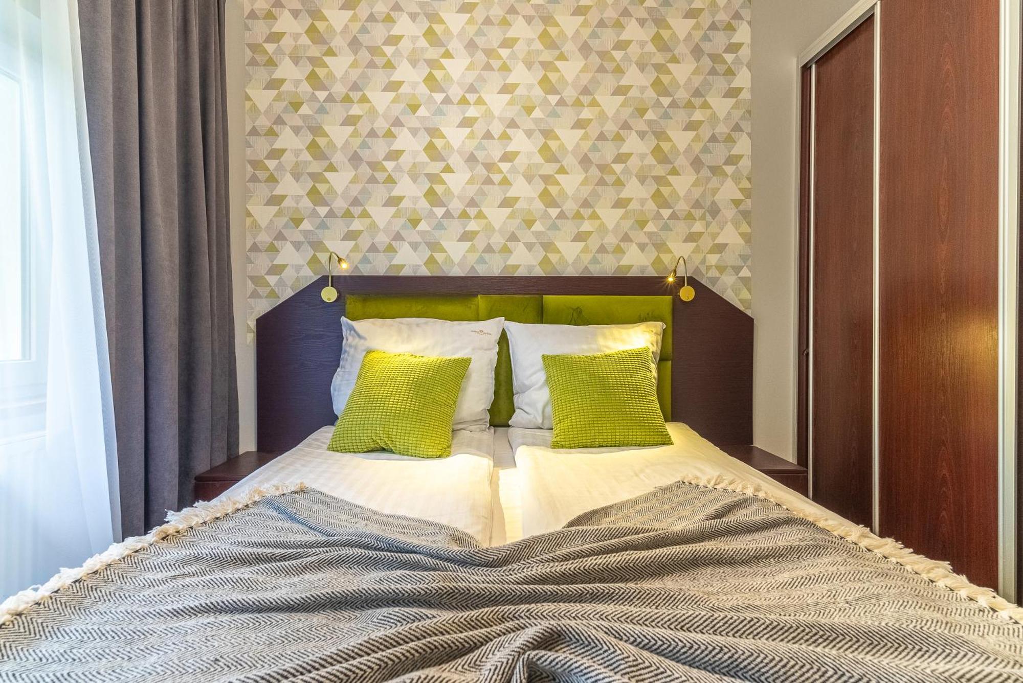 Apartamenty Amber レバル エクステリア 写真