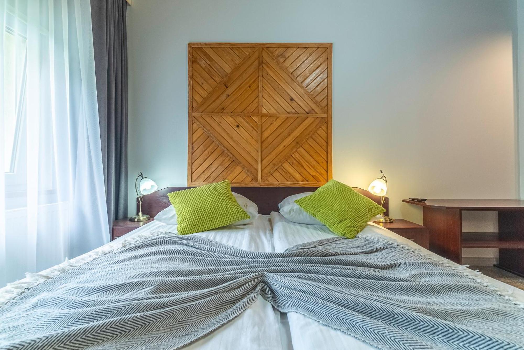 Apartamenty Amber レバル エクステリア 写真