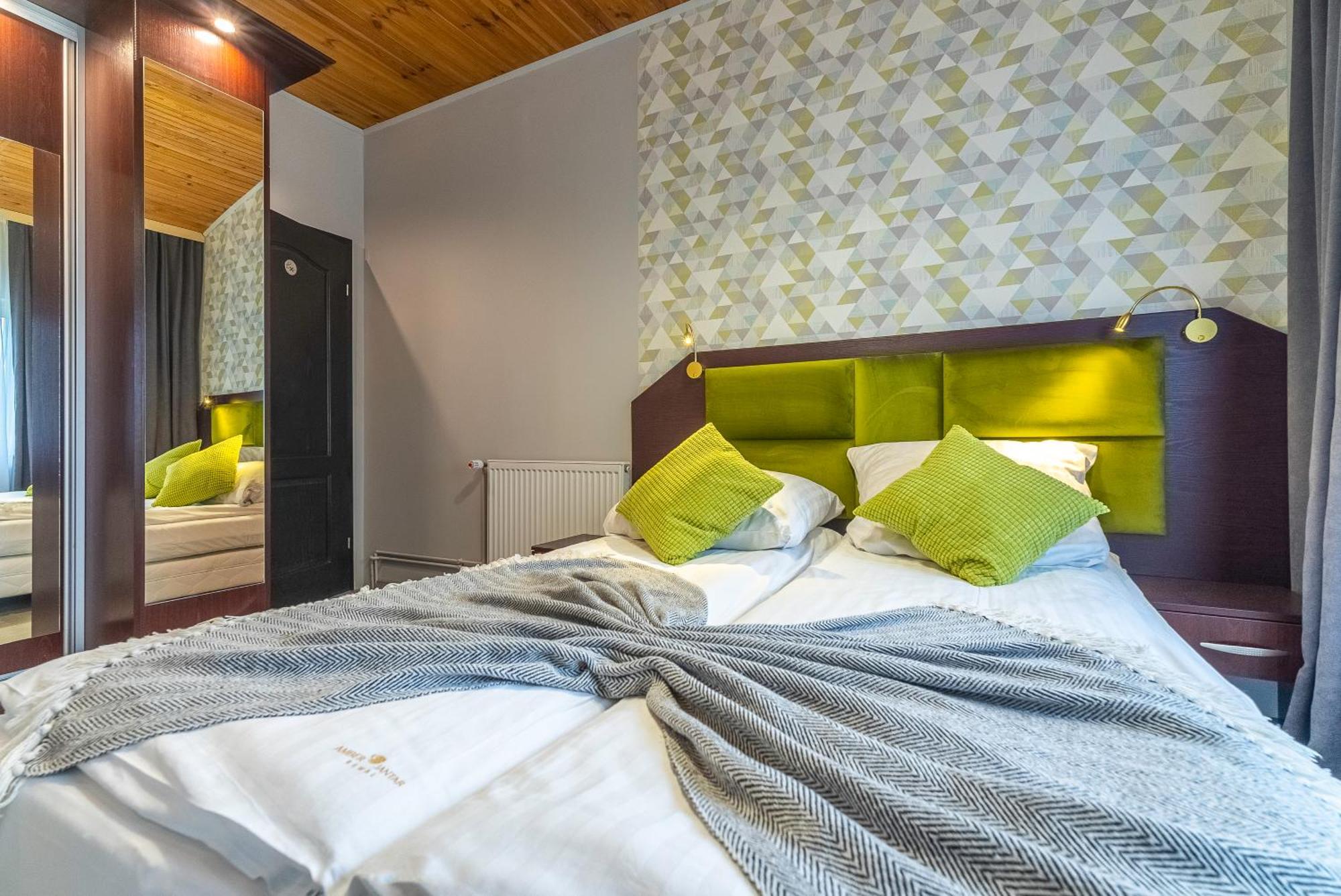 Apartamenty Amber レバル エクステリア 写真