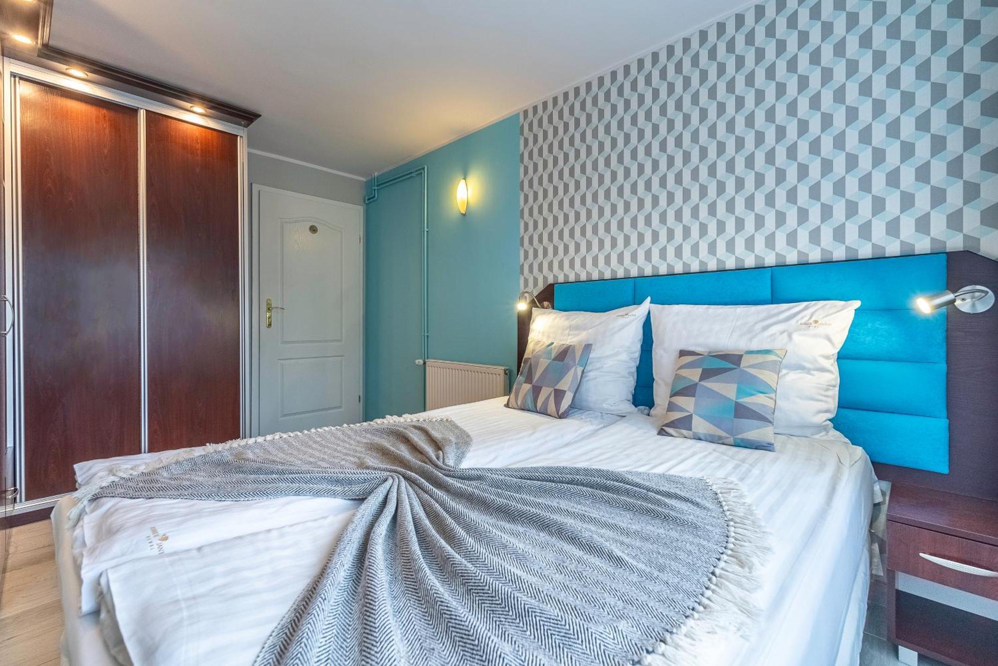 Apartamenty Amber レバル エクステリア 写真