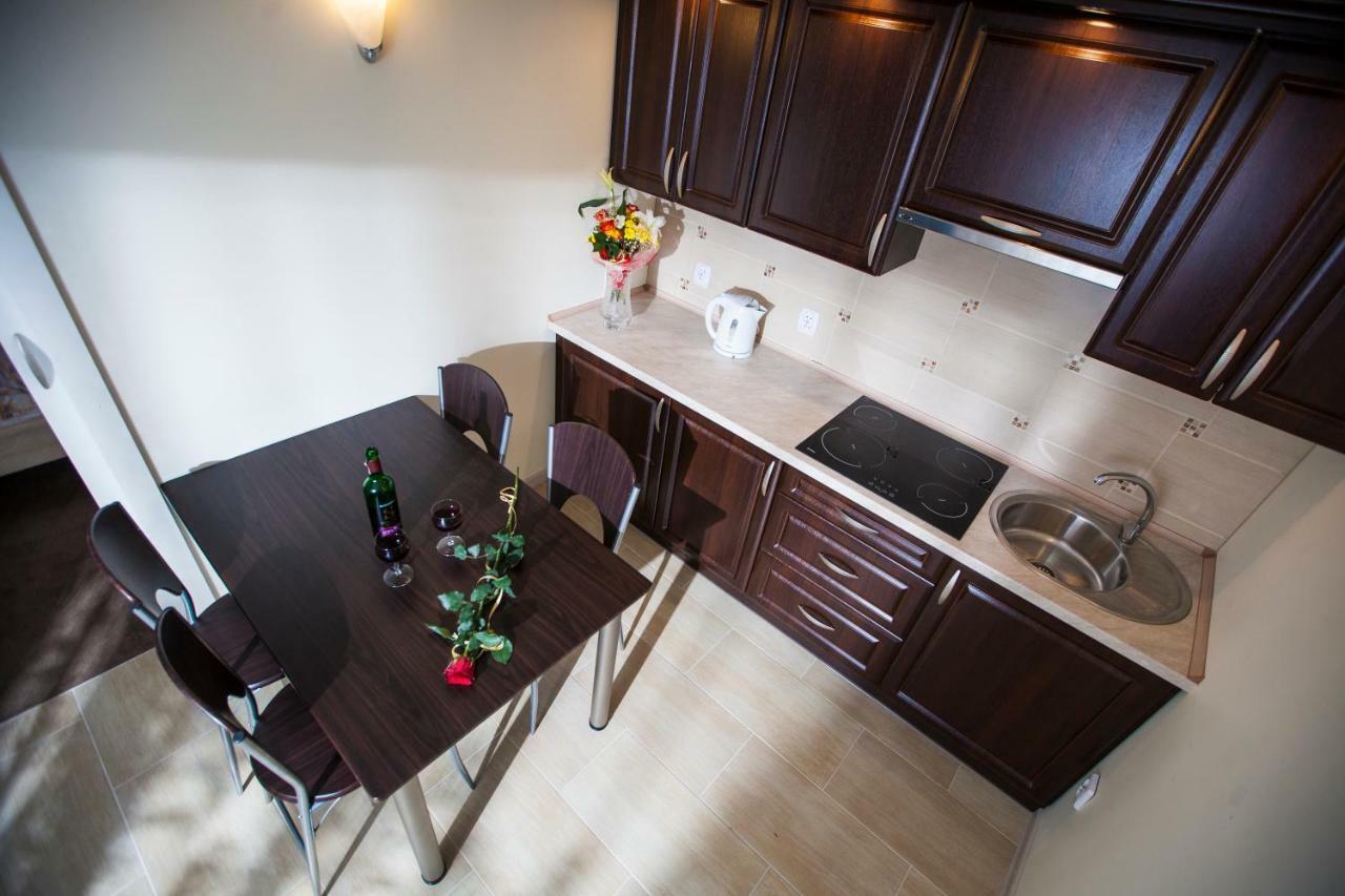 Apartamenty Amber レバル エクステリア 写真