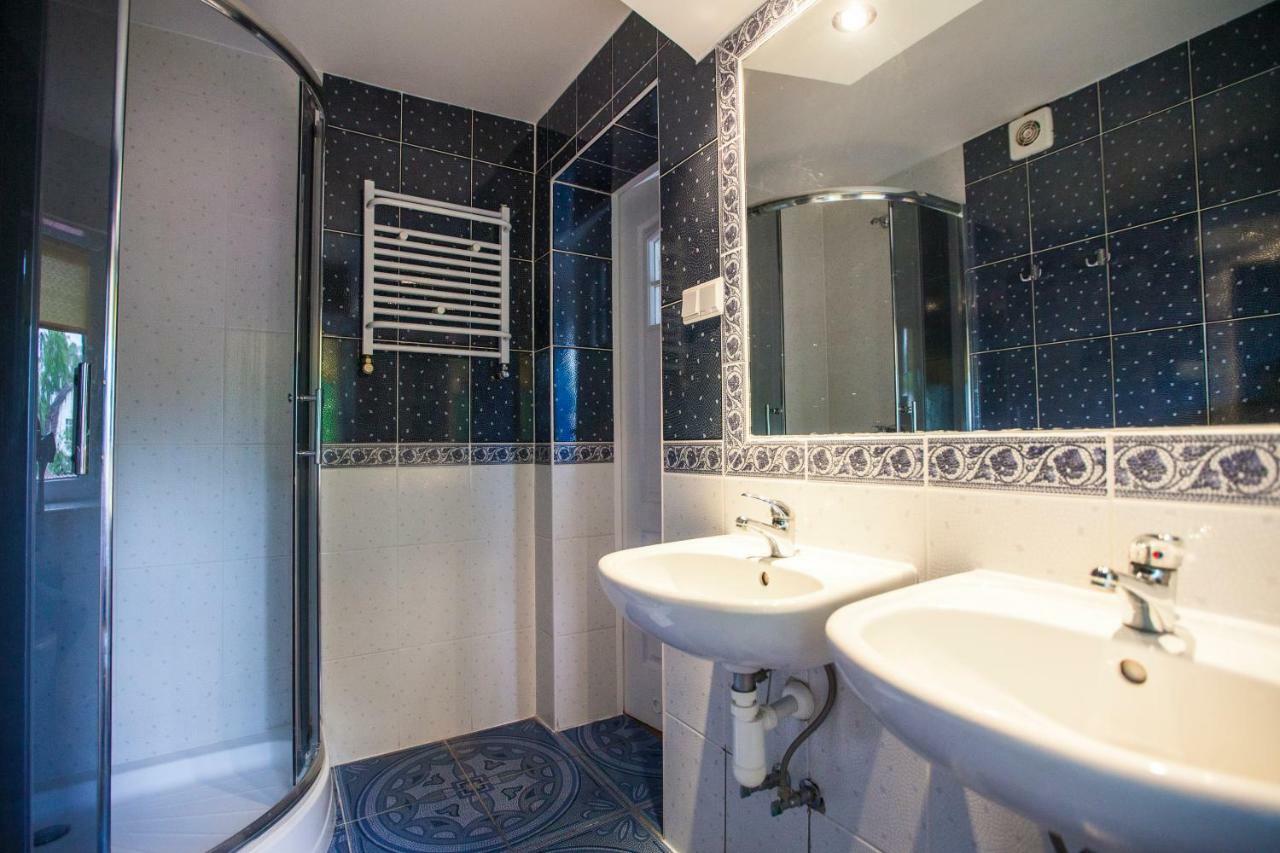 Apartamenty Amber レバル エクステリア 写真